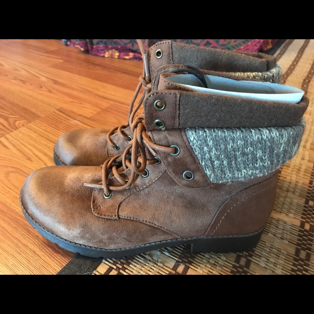 AZ YORK WW Chestnut boots